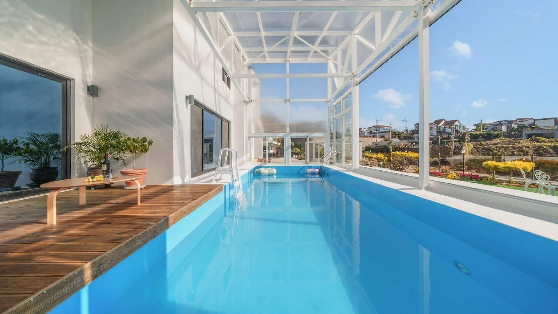 Ganghwado Narangstay Poolvilla Pension Incheon Holiday home