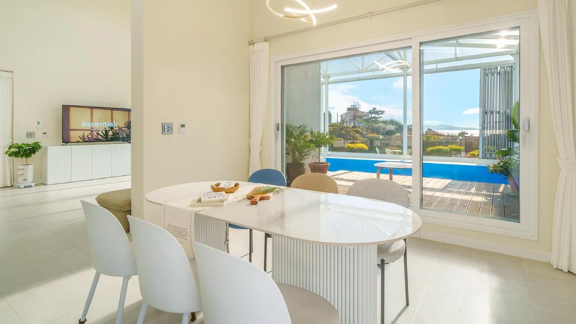 Ganghwado Narangstay Poolvilla Pension Incheon 0*,  South Korea