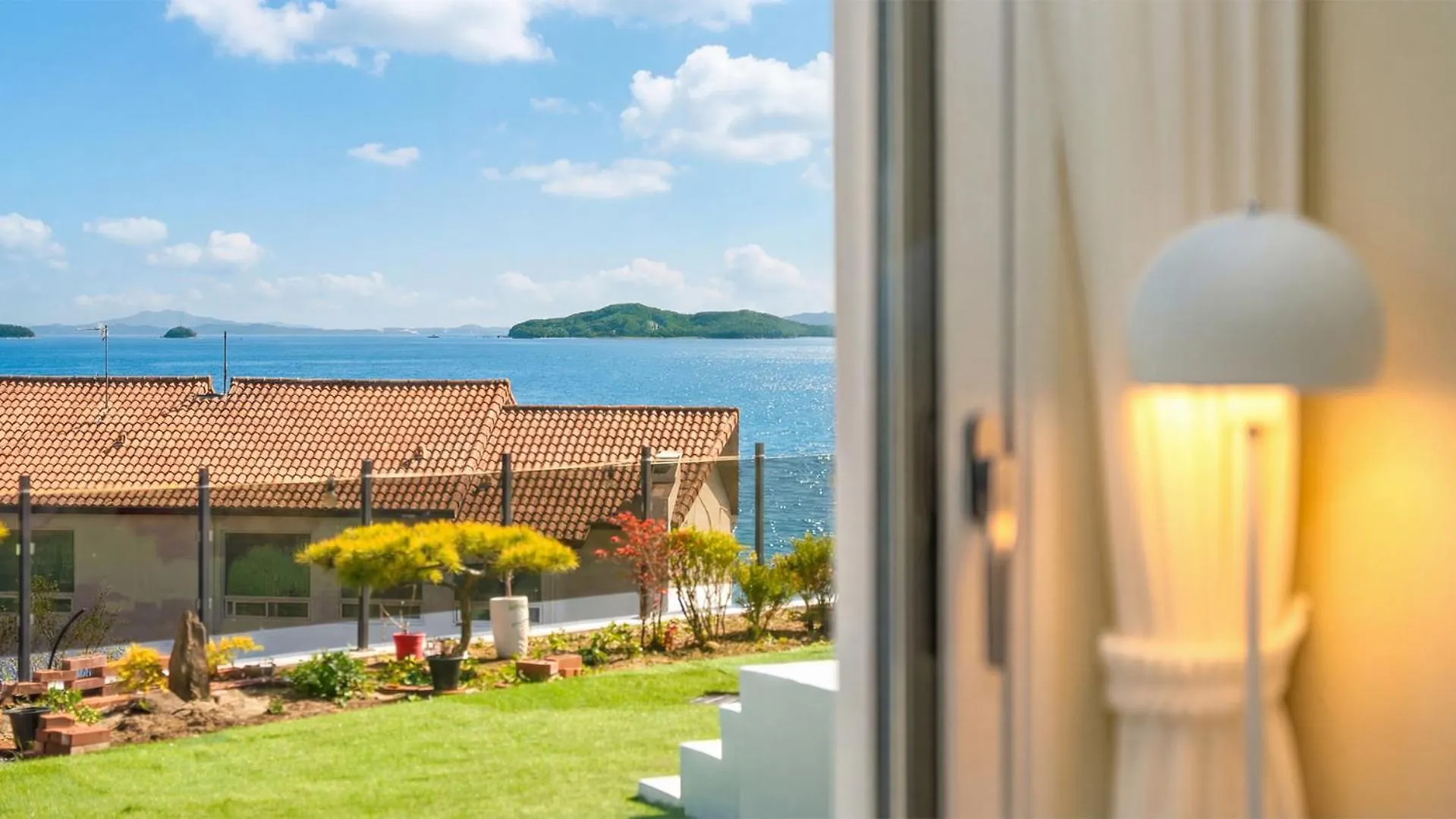 Ganghwado Narangstay Poolvilla Pension Incheon Holiday home