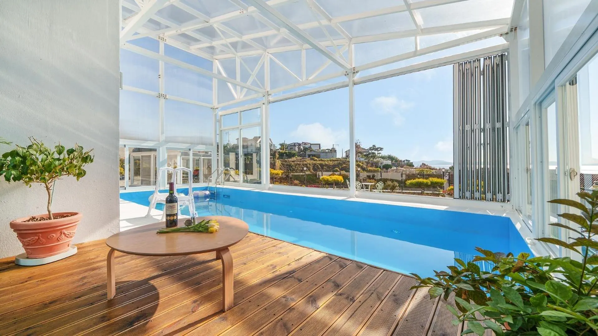 Ganghwado Narangstay Poolvilla Pension Incheon Rumah liburan